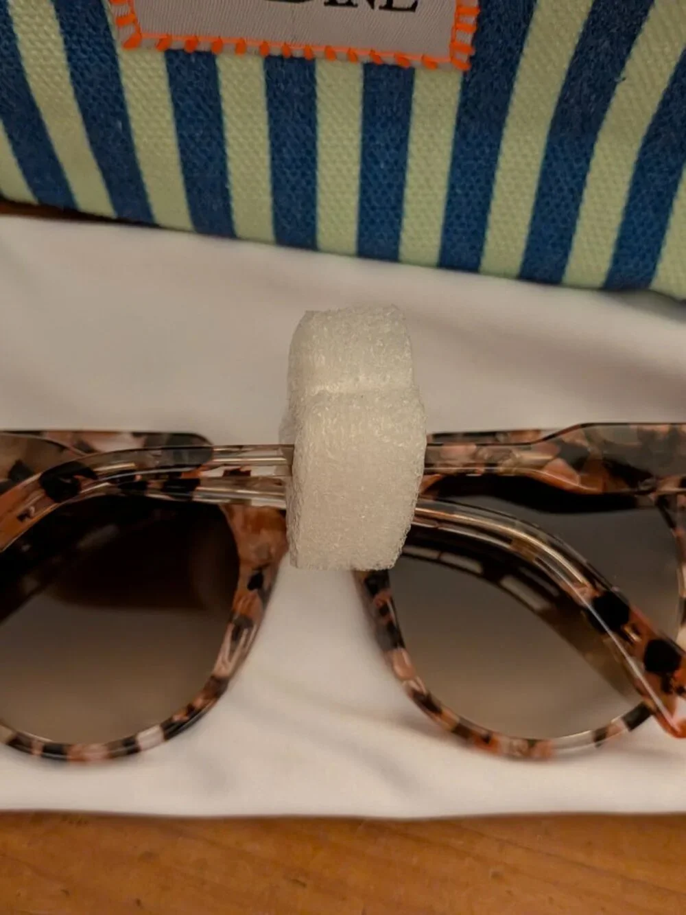 Sardine sunglasses w/case- Aster style, terra fawna , NWT